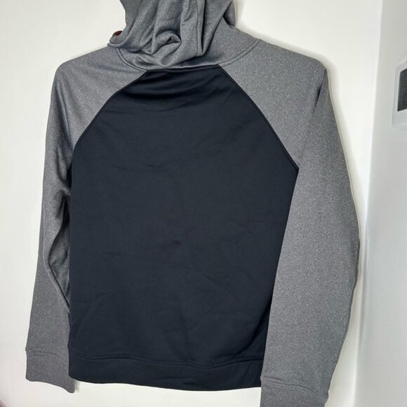 Under Armour Women’s Black and Gray  semi fitted Hoodie - Picture 5 of 8